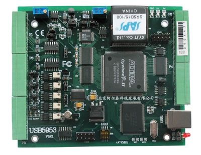 AD：?jiǎn)味?4路/差分7路  250K/500K  16位 帶8K字FIFO 程控增益；DA：4路 12位 ；6路DI、6路DO；1路32位定時(shí)計(jì)數(shù)器 